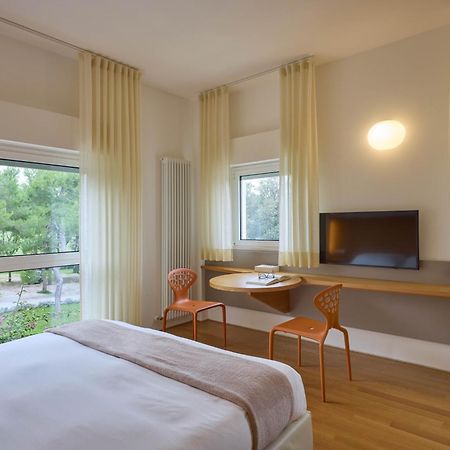Hotel Emilia Анкона Экстерьер фото