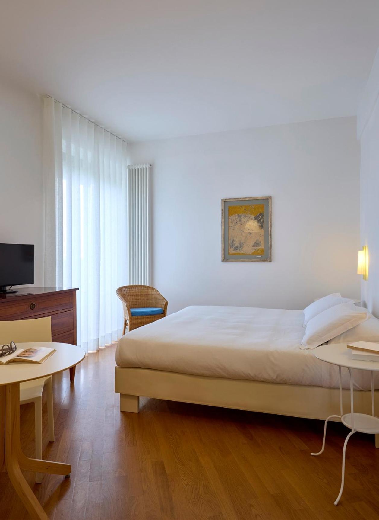 Hotel Emilia Анкона Экстерьер фото